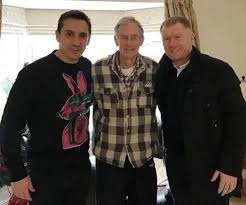 Manchester United Class of 92 coach Eric Harrison dies aged 81