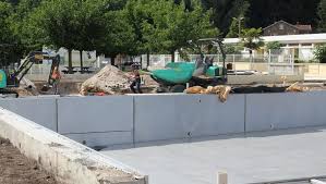 Decazeville Piscine Derniers Travaux Avant L Ouverture Debut Juillet Ladepeche Fr
