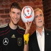On this page injuries as well as suspensions. Thomas Muller Birthday Real Name Age Weight Height Family Contact Details Wife Affairs Bio More Notednames