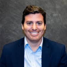 Crestcom Franchisee Recognized as Franchise Rock Star by FBR