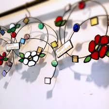 michiko sano on instagram 今日のグレラボさんのお教室での作品たち 素敵なお正月オーナメントが出来上がりました 八幡東区 カフェゆるり お教室 ステンドグラス グレラボ お正月飾り オーナメント 北九州カフェ 福岡 ステンドグラス ステンドグラス