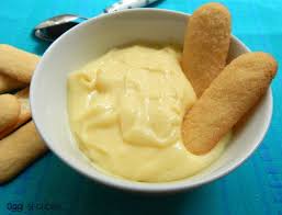 Il riso venere, nero e e rustico, ha rappresentato quasi uno spartiacque di sapore e colore tra la dolcezza e morbidezza della crema e la croccantezza e piccantezza dei dadini abbrustoliti. Crema Pasticcera Con Farina Di Riso Ricetta Senza Glutine Ricette Farina Di Riso Idee Alimentari