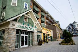 We also offer large, spacious, affordable snowshoe cabin rentals. Your Guide To Snowshoe Mountain Resort Almost Heaven West Virginia Almost Heaven West Virginia