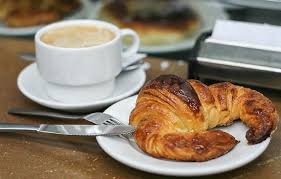 Empieza el día como se merece: con un buen desayuno en Espumosos Sagasta.  Clásicos, completos, dulces, salados… aquí siempre encuentras una opción  que encaja contigo. Tú eliges, nosotros lo preparamos. 📍 Nos