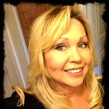 Danielle Glazer's Instagram, Twitter & Facebook