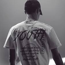 Aplikasi desain baju dan kaos bisa membantu mengembangkan bisnismu, loh! Pin Oleh Sunisa Butang Di O S H Desain