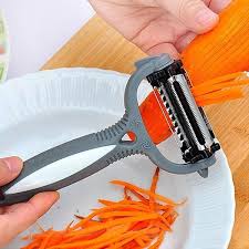 3 In 1 Schaler 3 In 1 Rotary Fruit Peeler360 Grad Karotten Kartoffelschneider Kuchenhelfer Materi In 2020 Cooking Tool Set Potato Slicer Kitchen Tools Cooking Tools