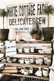But since having my dad taken ill time sure has been a bit of an issue. Everyday Wholesome 81 Rustic Farmhouse Kitchen Decor Ideas