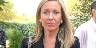 Hotels near satuario da virxe da escravitude. Marina Castano Se Casa El Mismo Dia Que Con Cela Chic