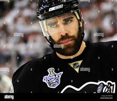 Pittsburgh penguins face hi-res stock photography and images