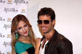 Foto De Nikki Y Guzman Amores Verdaderos Amor Verdadero Eiza Gonzalez Sebastian Rulli