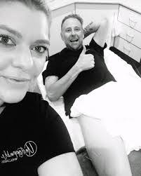 Denise Farrar's Instagram, Twitter & Facebook