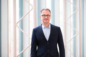 Yilmaz dziewior, director of museum ludwig, is the curator of the german pavillon at @la_biennale in 2021. Dr Yilmaz Dziewior Bleibt Direktor Des Museum Ludwig Stadt Koln