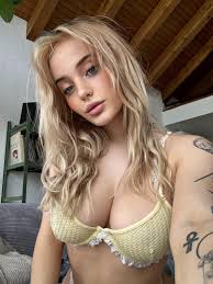 elenas.caprice photos and videos from OnlyFans - FameRegistry.com