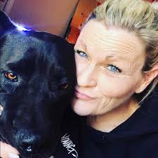 Easy 101.3 updated their profile picture.