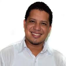 Douglas Morales (@douglasp9)