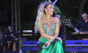Tüm petek dinçöz şarkıları listesi'nden, ister en yeni ister en popüler petek dinçöz şarkılarını dinlemek için izlesene.com'a tıkla! Petek Dincoz Kimdir