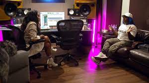 Love & Hip Hop on X: After their explosive argument over playing the demo  early, Spice and Karlie get back on track to putting out their record. 🎶  #LHHATL t.cohwDGCtrXgn  X