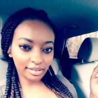 300+ perfiles de «Adjoua»