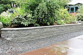 Cost To Build A Retaining Wall In 2021 Landscaping Retaining Walls Natural Stone Retaining Wall Concrete Retaining Walls
