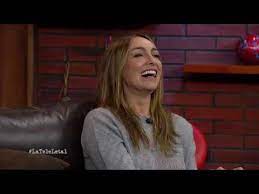 Con viejas fotos, flavia dos santos se despidió de caracol tv… y de blu radio luego de estar más de una década en el canal y siete años en la emisora, la sexóloga cerró su etapa en esos medios, como confirmó en su cuenta de instagram. La Tele Letal Valeria Santos Habla De Su Experiencia Trabajando Con Julio Sanchez Cristo Youtube