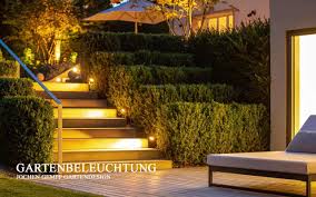 Sehr beliebt ist es auch, auffahrten oder wegbegrenzungen durch eine gartenbeleuchtung mit 12v strahlern zu versehen. Gartenbeleuchtung Gartenlicht Gempp Gartendesign