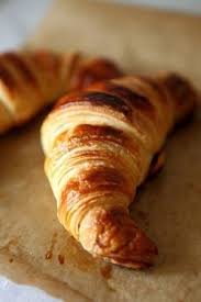 Croissants Au Levain Et Comment Realiser Un Levain Facilement Sourdough Croissant Rdv Aux Mignardises Chez Mouni Recette Croissant Recette Et Recettes De Cuisine
