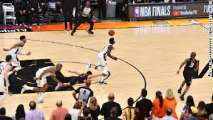 The milwaukee bucks and the phoenix suns provided fans with another competitive nba finals matchup on saturday night as the stars for both sides showed up in a big way. Aw 1ezy5s5fomm