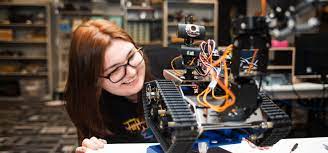 Studying software engineering will prepare you to drive software solutions to enhance our future for generations to come. Bs In Computer Engineering Digipen