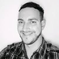 Daniel Kubiak's Instagram, Twitter & Facebook