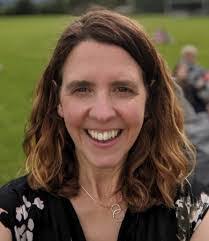 Sheena Mccartney's Instagram, Twitter & Facebook