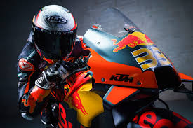 Dopo gli evidenti progressi della stagione 2021, la casa austriaca vuole lottare costantemente per le posizioni di vertice. Why Ktm S Motogp 2021 Mission Is Harder Than It Looks The Race