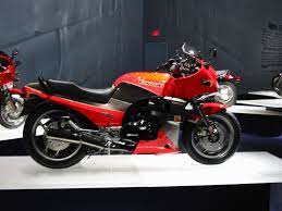 kawasaki gpz 900 motor