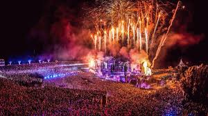 Tomorrowland Releases Trio Of Face Masks And Announces Weekly Ibiza Sunset Mix In 2020 Tomorrowland Ibiza Sunset Festivals Around The World