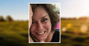 Cindy Mcnutt's Instagram, Twitter & Facebook