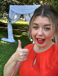 Let's welcome and possibly congratulate our new members ☺️ When is everyone  getting married? 😁 Anna Jones, Laura Smith, Abigail McMeechan, Lesya  Gritsak, Gail Lockey, J van VLIET Courier Service