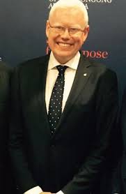 1981) was elected to the shoalhaven city council on march 27, 2004 as an independent to represent the electorate of first ward gareth was also the youngest president of the university of wollongong liberal club, and involved with the australian liberal students federation. Minister Found Naked Disoriented On Street Northern Star