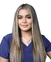 Kira Carroll's Instagram, Twitter & Facebook