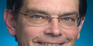 Longtime faculty member Kruse named dean