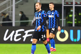 Watched it 20 times and it still looks like a pass to me. Fh8w4iufjrlk2m