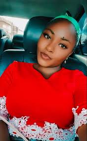 What are the key questions to ask customers to close sales faster?