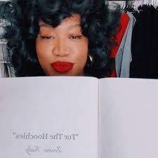 Exploring Tami Roman's 90s Fashion History