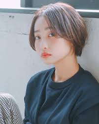 *「ごめんなさい、全然画質よくないっす」 基本はセルフカットおすすめしません。 でもどうしても切りたくなる時はあると思います。 もしくは切ってみたらぱっつんになってしまった。 そんなときの対処法です よろしくお願いします。 ä¼¸ã°ã—ã‹ã'å‰é«ªã‚'ã‹ã‚ã„ãã‚¢ãƒ¬ãƒ³ã‚¸ ã‚„ã‚Šæ–¹ã‚‚è§£èª¬ã—ã¾ã™ Peachy ãƒ©ã‚¤ãƒ–ãƒ‰ã‚¢ãƒ‹ãƒ¥ãƒ¼ã‚¹