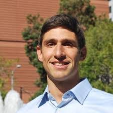 Devon Lake's Instagram, Twitter & Facebook