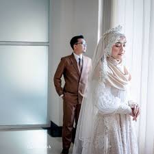 Hijabi islamic muslimah, wedding dress styles 2011, muslimah bridal dress, styles baby pink 2011, wedding muslimah, wedding muslimah hijab, dress wedding muslimah. Muslimah Wedding Dress