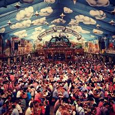 Oktoberfest Ludwigsvorstadt Isarvorstadt Munchen Bayern Oktoberfest Festivals Around The World Munich Oktoberfest