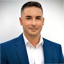 Adam Luber's Instagram, Twitter & Facebook