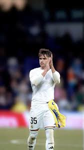 Father surrenders to authorities in Wasco attempted murder case, son  remains at large