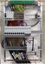 il fallait que toute l alimentation tienne dans un boitier standard au format din pour avoir vu des alime tableau electrique maison domotique domotique maison