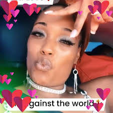 Pam Coons's Instagram, Twitter & Facebook